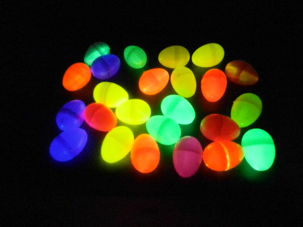 glow-in-the-dark-eggs